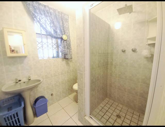 3 BEDROOM APARTMENT FOR SALE IN MANABA BEACH